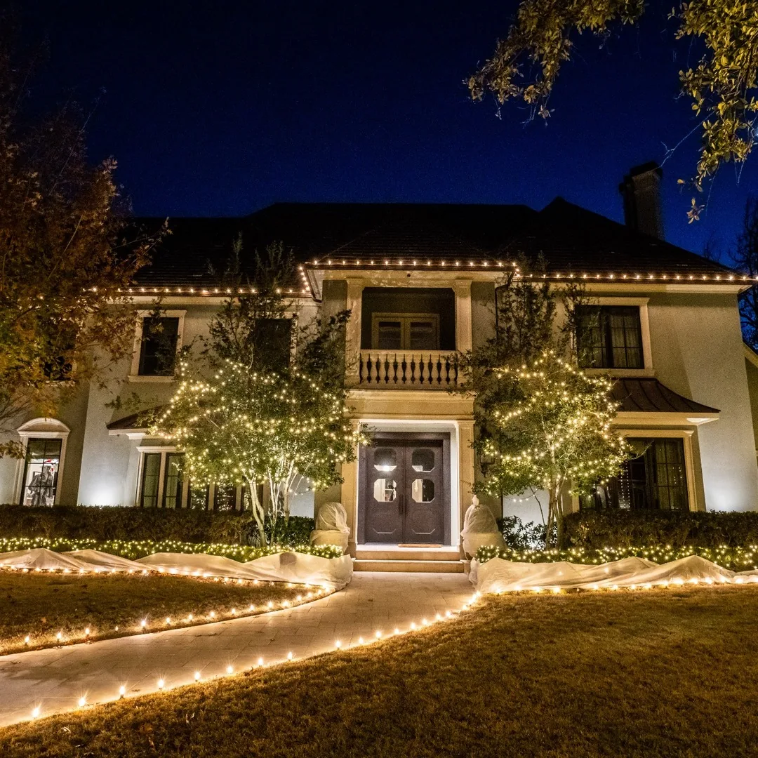 Residential holiday lighting in Corpus Christi
